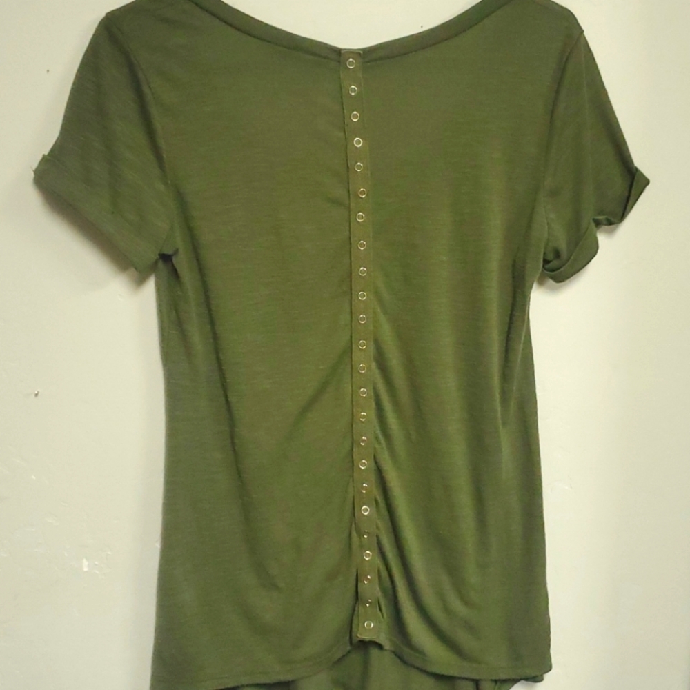 Army green tee - Picture 2 of 3